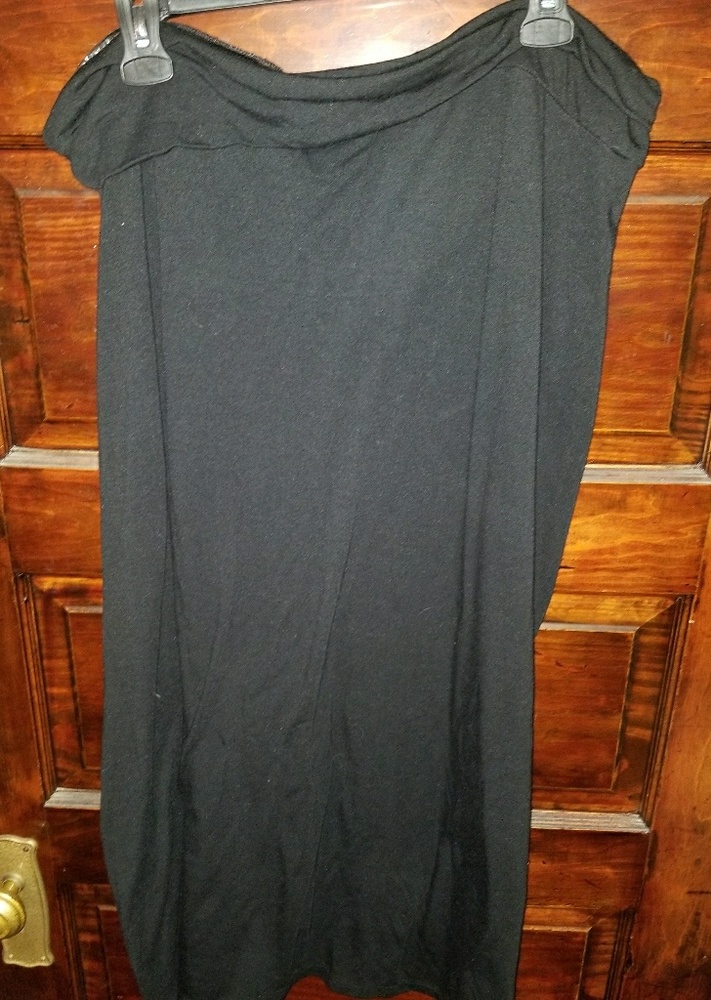 Long black skirt
